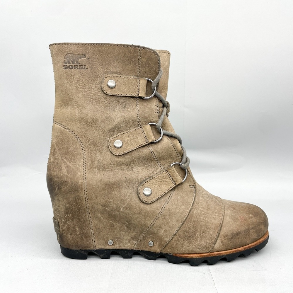 Sorel Joan of Arctic Wedge Mid Boot Womens 9.5 Tan Leather Lace Up Rugged Boho